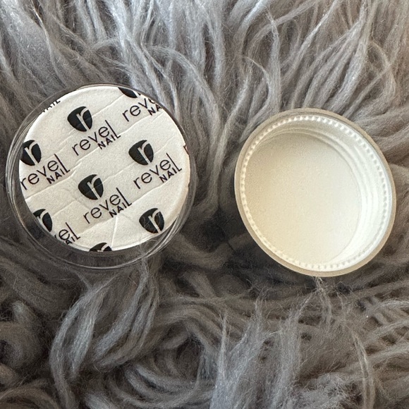 Revel Nail DIP POWDER Shade Havana  0.5 oz - Picture 4 of 5